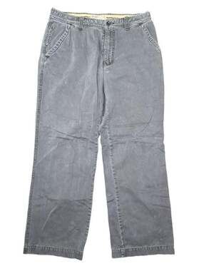 Old Navy Loose Khakis 33x32